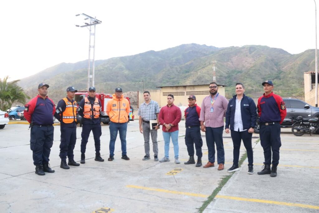 León Jurado acerca su gestión a los sandieganos - Agencia Carabobeña de Noticias