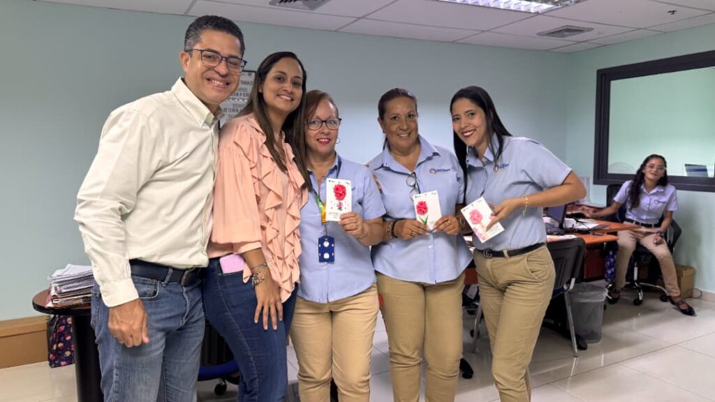 León Jurado compartió con madres trabajadoras de la Alcaldía - Agencia Carabobeña de Noticias