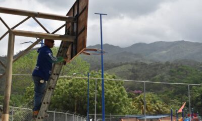León Jurado impulsa recuperación de espacios deportivos - Agencia Carabobeña de Noticias