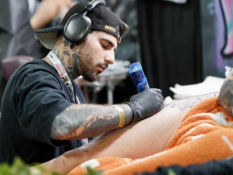 Luis Gil tatuador