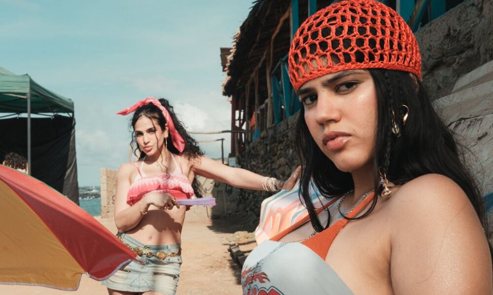 Mari La Carajita y Manira