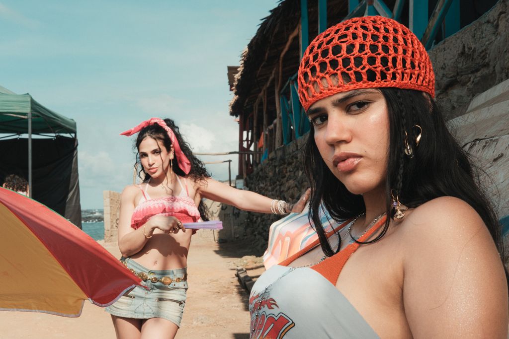 Mari La Carajita y Manira