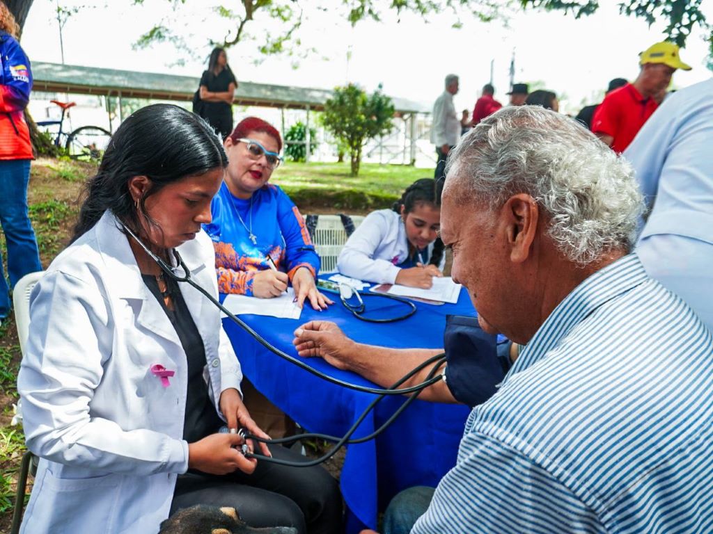 Más de 6.800 adultos mayores beneficiados en Naguanagua - Agencia Carabobeña de Noticias