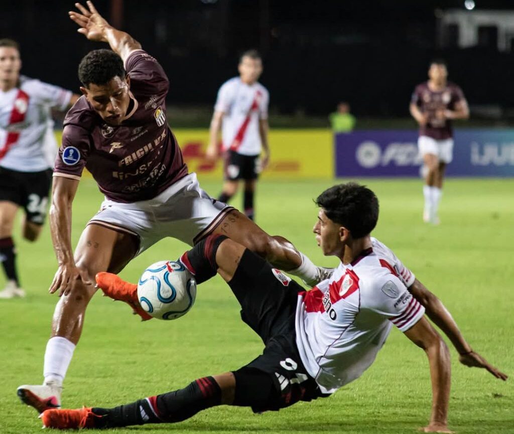 River gana a Carabobo FC - Agencia Carabobeña de Noticias
