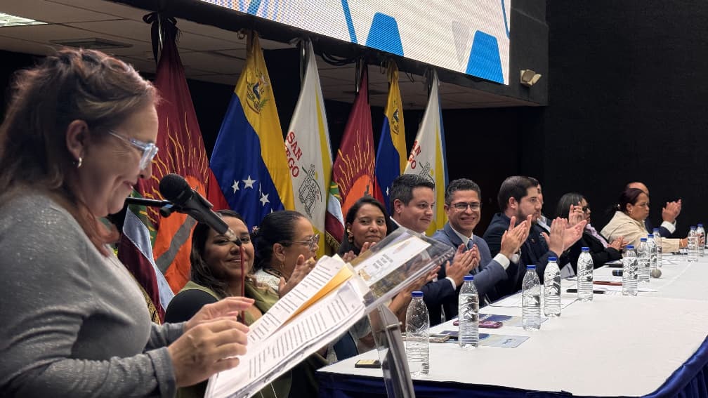 San Diego rinde homenaje a 99 profesionales de la enfermería - Agencia Carabobeña de Noticias