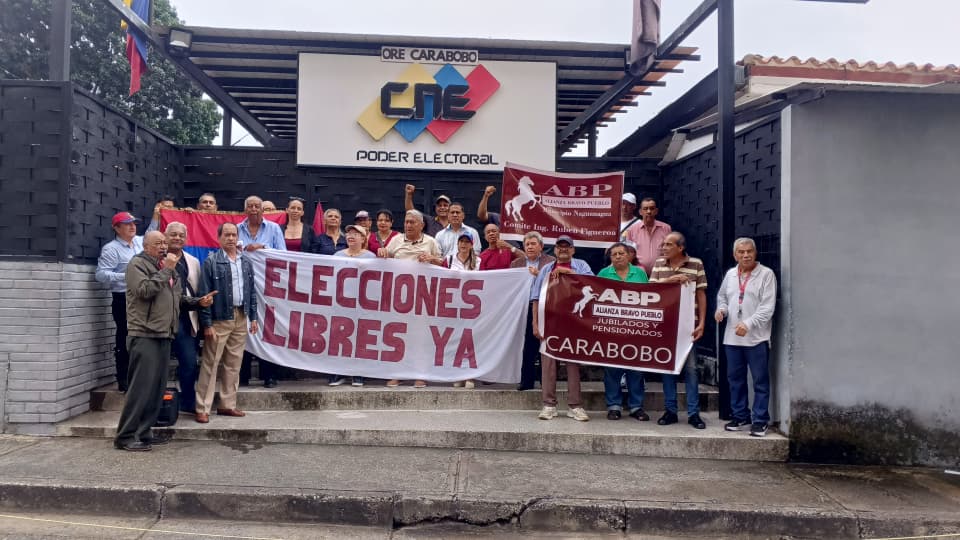 Abogados de ABP en toma simbólica de CNE Carabobo - Agencia Carabobeña de Noticias