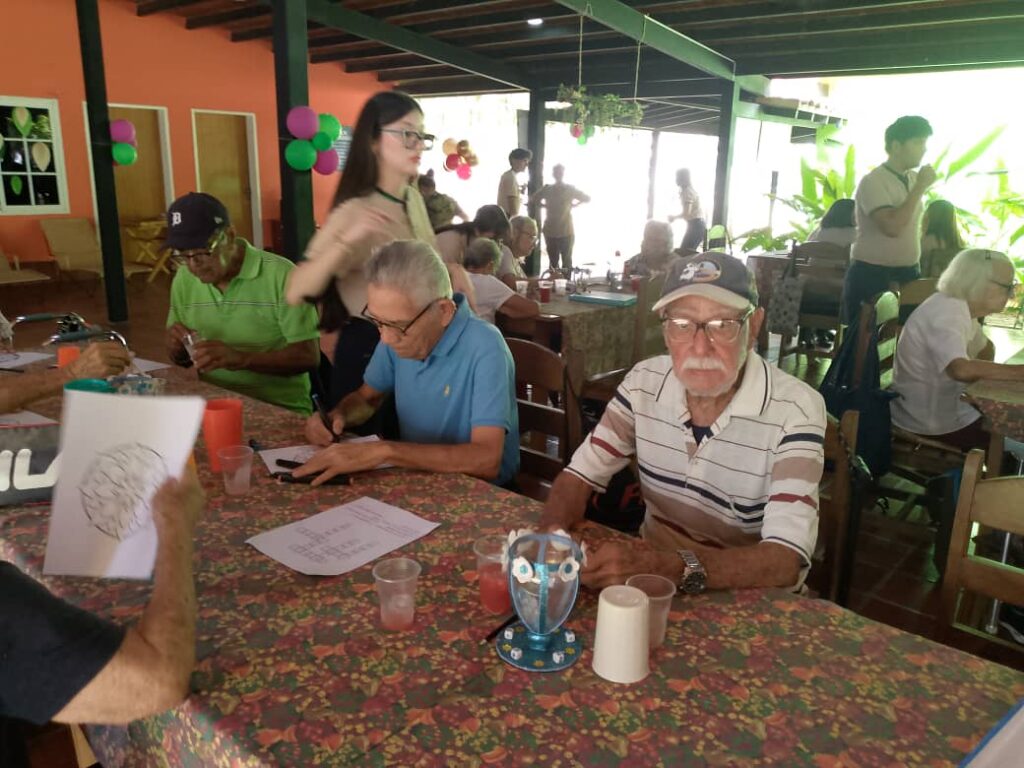 Abuelos del Centro Recreacional Juan Pablo II celebraron su día - Agencia Carabobeña de Noticias