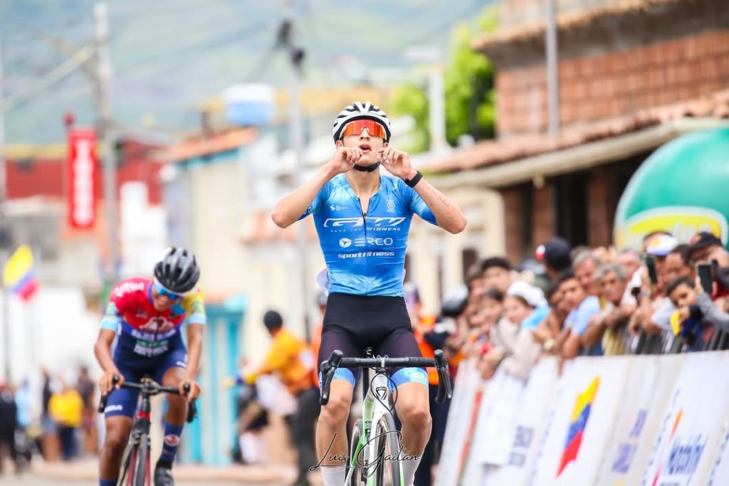 Alejandro Pamplona se impone en Michelena - Agencia Carabobeña de Noticias