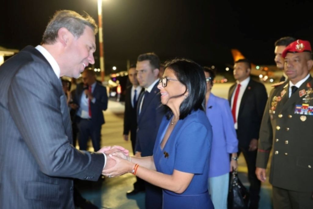 Delcy Rodríguez llegó a Turquía - Agencia Carabobeña de Noticias
