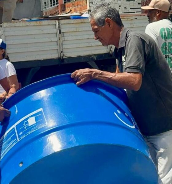 Distribuyen ayudas para familias afectadas de Juan José Mora - Agencia Carabobeña de Noticias