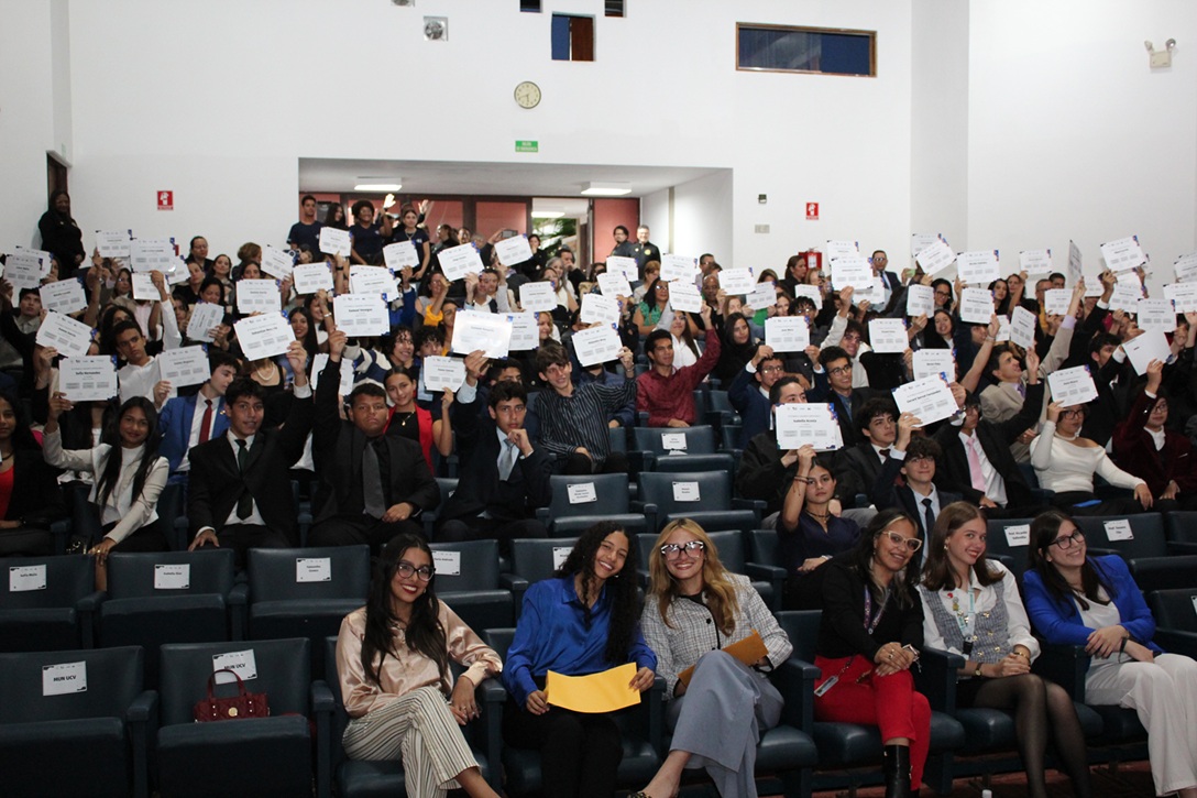 IESA y MUN UCV