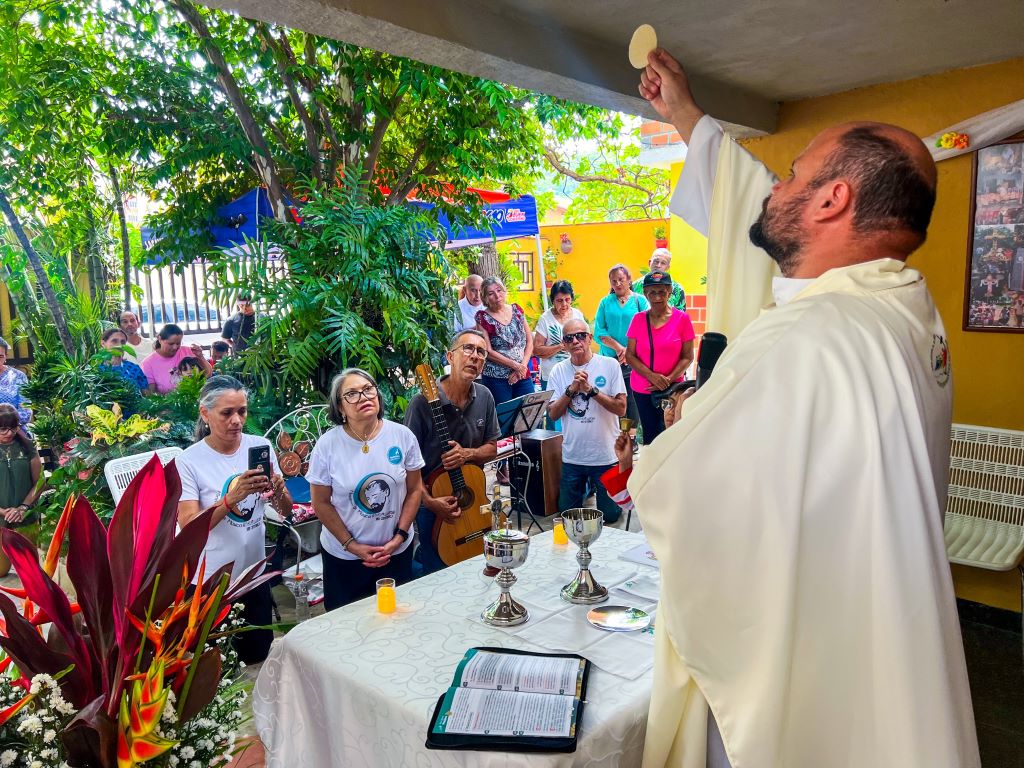 Naguanagua celebró tradicional Velorio de la Cruz de Mayo - Agencia Carabobeña de Noticias