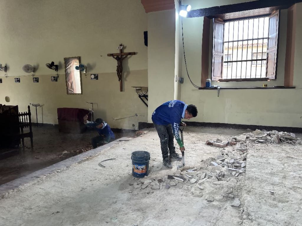 Rehabilitan altar mayor de iglesia San Diego de Alcalá y La Candelaria - Agencia Carabobeña de Noticias