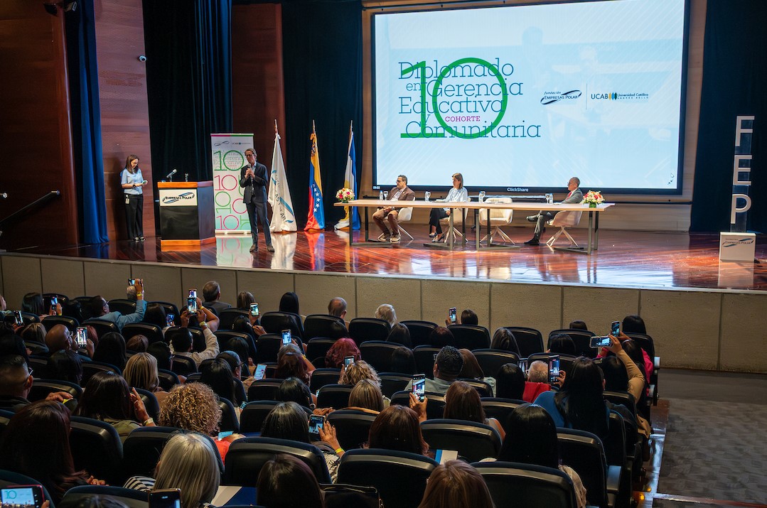 diplomado de FEP y UCAB
