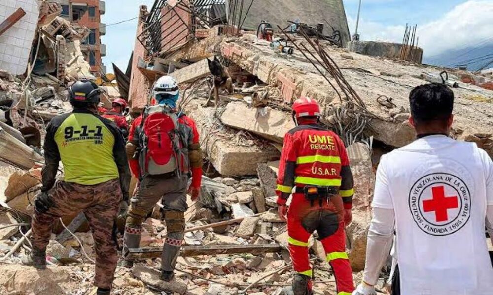 Asciende a 3.342 fallecidos por terremotos - Agencia Carabobeña de Noticias