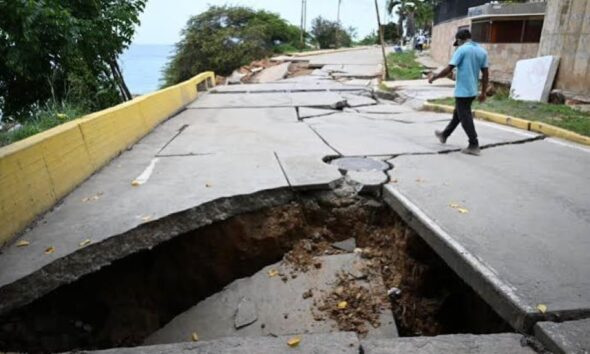 Asciende a 4.561 fallecidos por terremotos - Agencia Carabobeña de Noticias