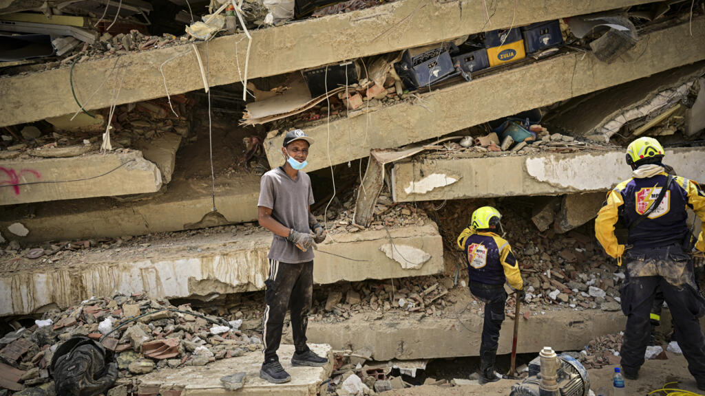 Búsqueda de desaparecidos por doble terremoto se intensifica - Agencia Carabobeña de Noticias