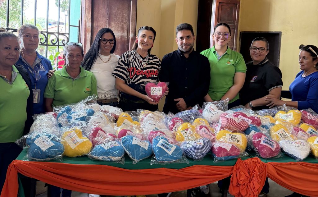 “Carabobo Sostenible” impulsó creaciones hechas a mano - Agencia Carabobeña de Noticias