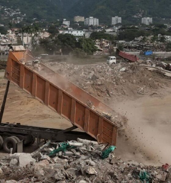 Escombros en La Guaira - Agencia Carabobeña de Noticias