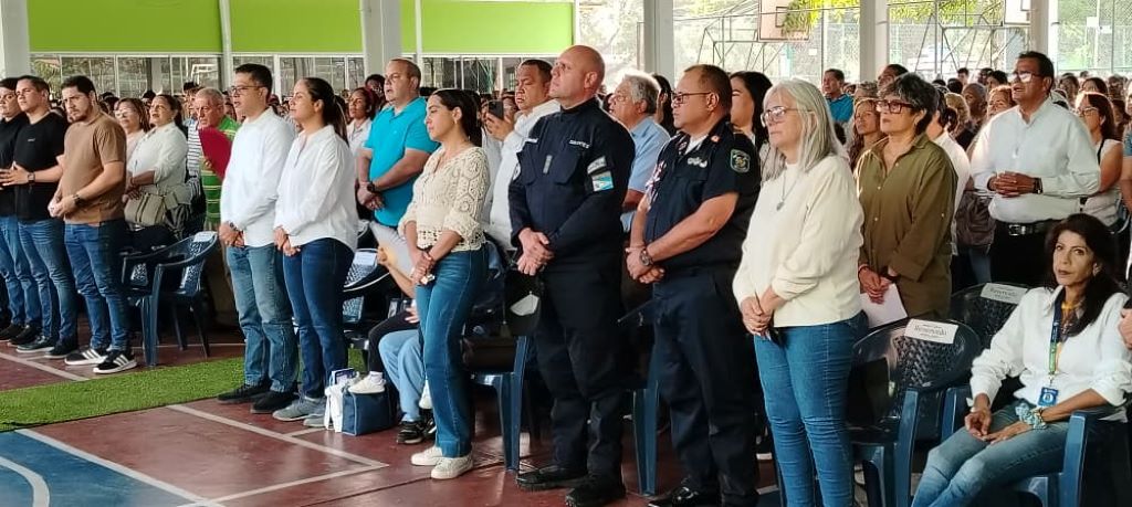 Iamposad unido en jornada de oración - Agencia Carabobeña de Noticias