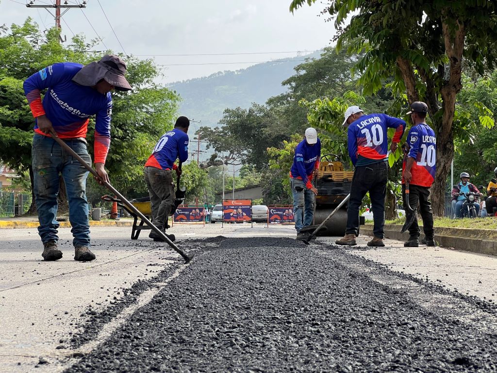 Inician rehabilitación integral de vía hacia el Hospital Carabobo - Agencia Carabobeña de Noticias