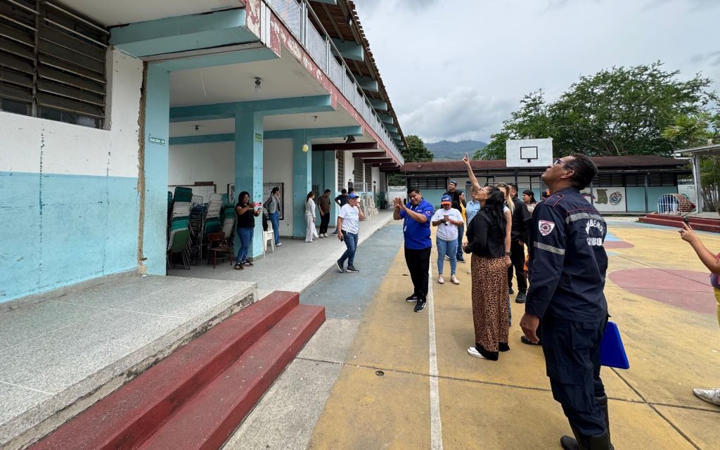 Inspeccionan escuelas afectadas en Naguanagua - Agencia Carabobeña de Noticias