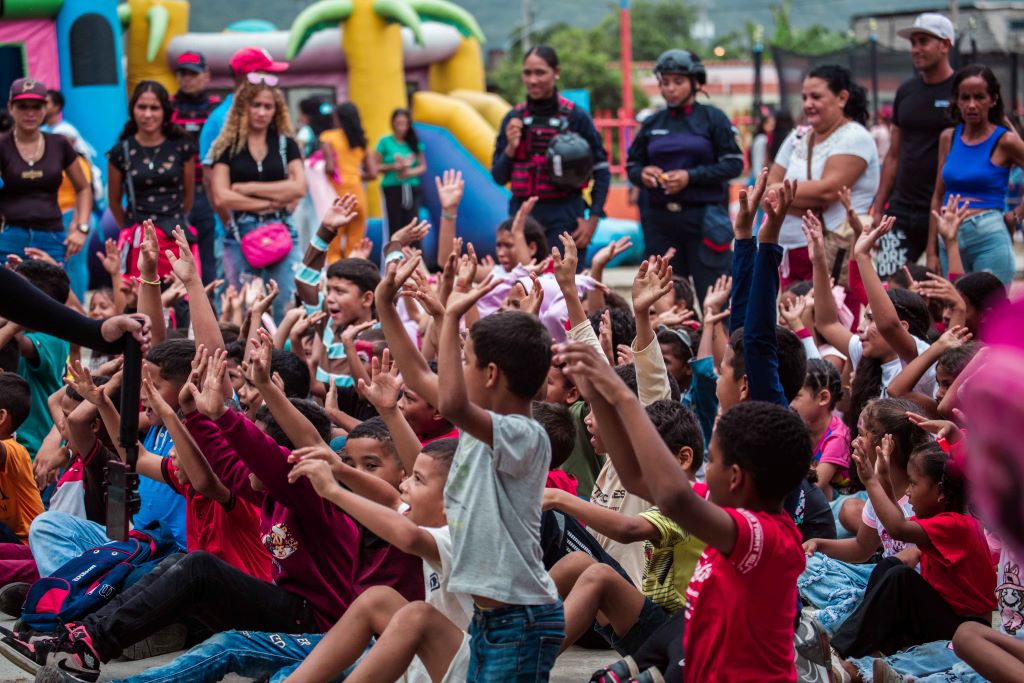 Niños de Juan José Mora celebraron su día - Agencia Carabobeña de Noticias
