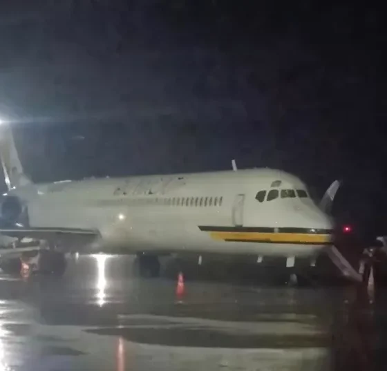 Rayo impactó avión en aeropuerto de Valencia - Agencia Carabobeña de Noticias
