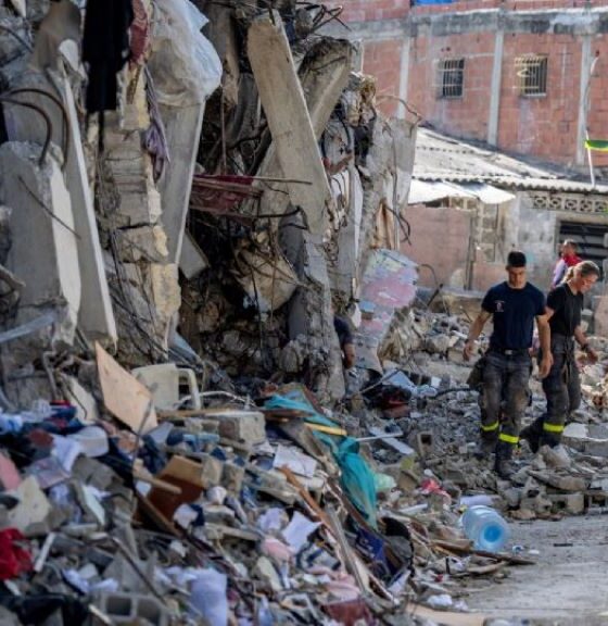 La presidenta también dijo este jueves que, en las primeras horas tras los terremotos, recibió llamadas de 72 jefes de Estado y de gobierno y que a todos les aseguró que "nuestro primer objetivo es salvar vidas, necesitamos rescatistas, sin objeciones, sin miramientos políticos". Durante su intervención, la presidenta encargada agradeció el apoyo del presidente de Estados Unidos, Donald Trump; del jefe del Gobierno de España, Pedro Sánchez; del presidente de Brasil, Luiz Inácio Lula da Silva; de la primera ministra de Italia, Giorgia Meloni; y del presidente de El Salvador, Nayib Bukele.