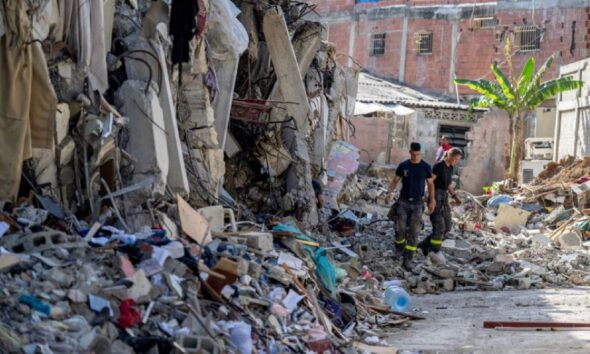 La presidenta también dijo este jueves que, en las primeras horas tras los terremotos, recibió llamadas de 72 jefes de Estado y de gobierno y que a todos les aseguró que "nuestro primer objetivo es salvar vidas, necesitamos rescatistas, sin objeciones, sin miramientos políticos". Durante su intervención, la presidenta encargada agradeció el apoyo del presidente de Estados Unidos, Donald Trump; del jefe del Gobierno de España, Pedro Sánchez; del presidente de Brasil, Luiz Inácio Lula da Silva; de la primera ministra de Italia, Giorgia Meloni; y del presidente de El Salvador, Nayib Bukele.