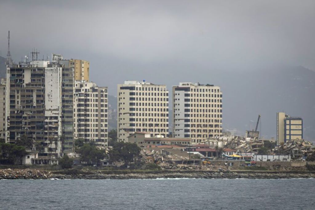 Acceso a playas de La Guaira - Agencia Carabobeña de Noticias