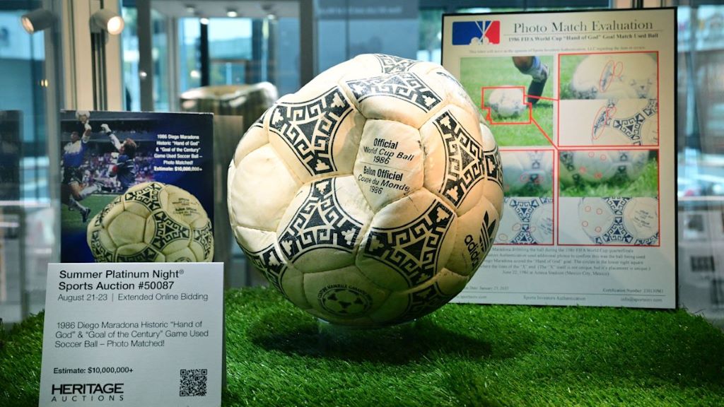Balón de la mano de Dios - Agencia Carabobeña de Noticias