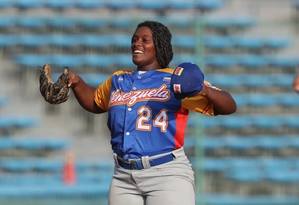 Beisbol femenino debuta con victoria - Agencia Carabobeña de Noticias