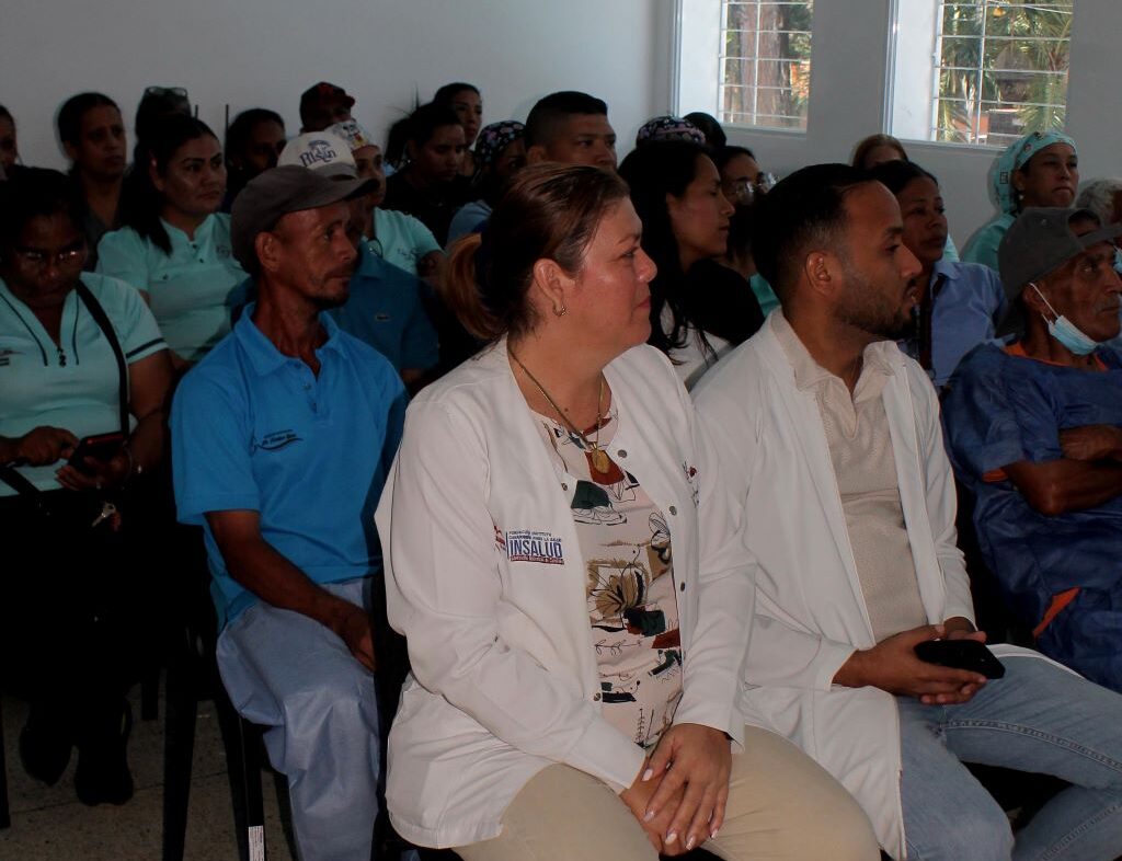 Charla sobre sismos a personal la CHET - Agencia Carabobeña de Noticias