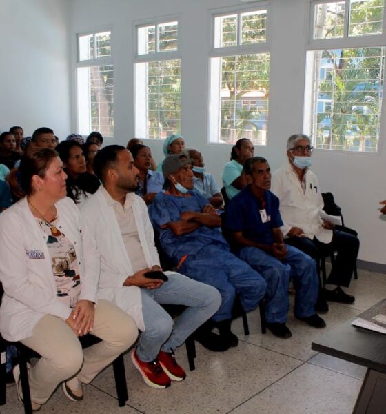 Charla sobre sismos a personal la CHET - Agencia Carabobeña de Noticias