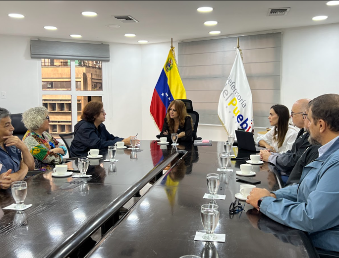 Defensora del Pueblo gremio docente universitario
