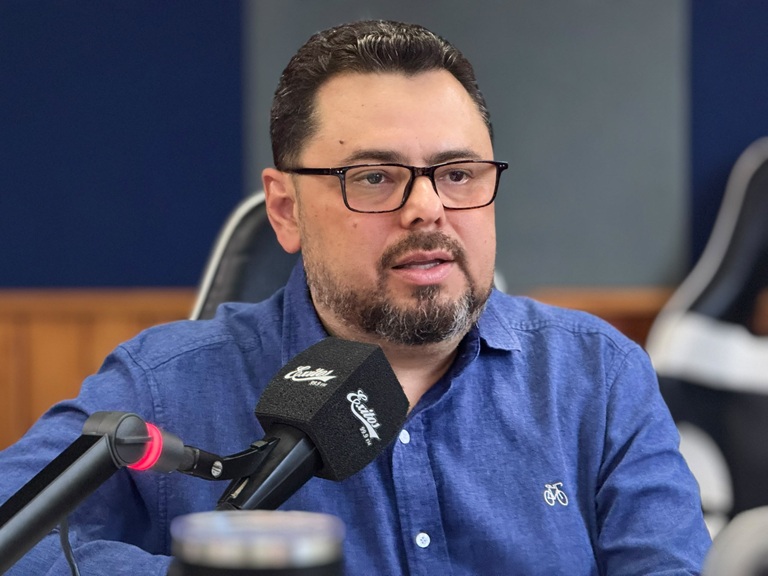 Diputado Ecarri diálogo