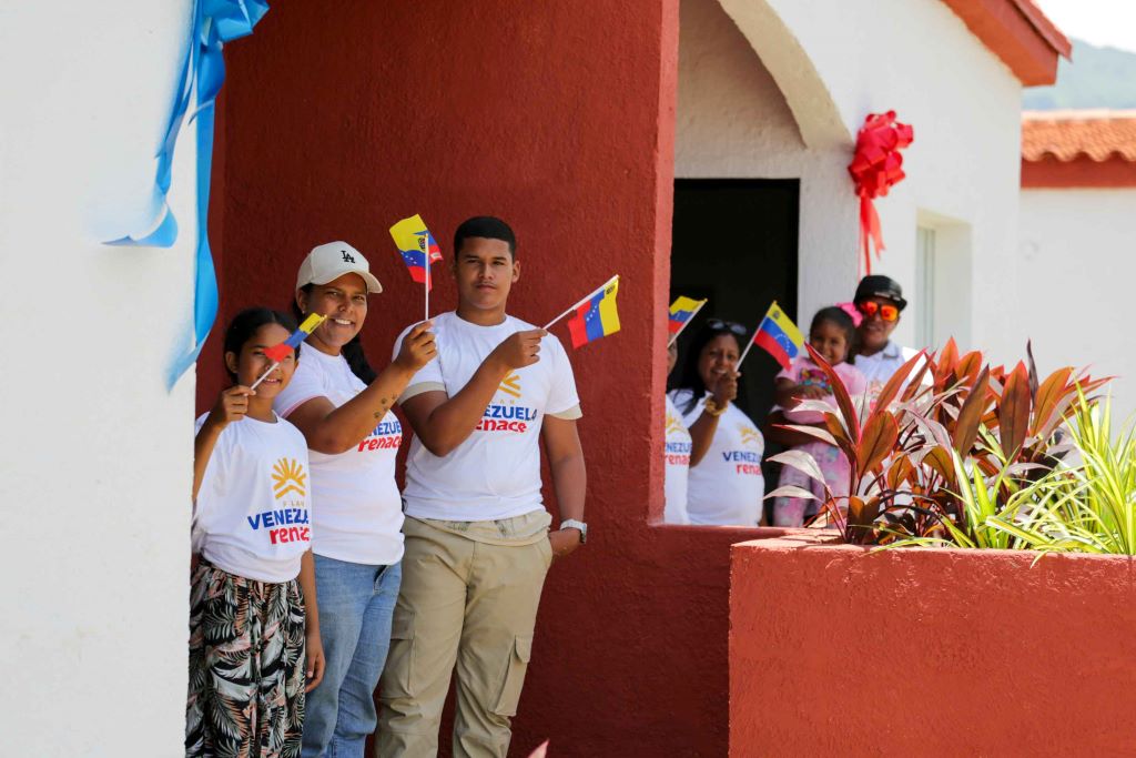 Entregaron viviendas a familias damnificadas de Juan José Mora - Agencia Carabobeña de Noticias