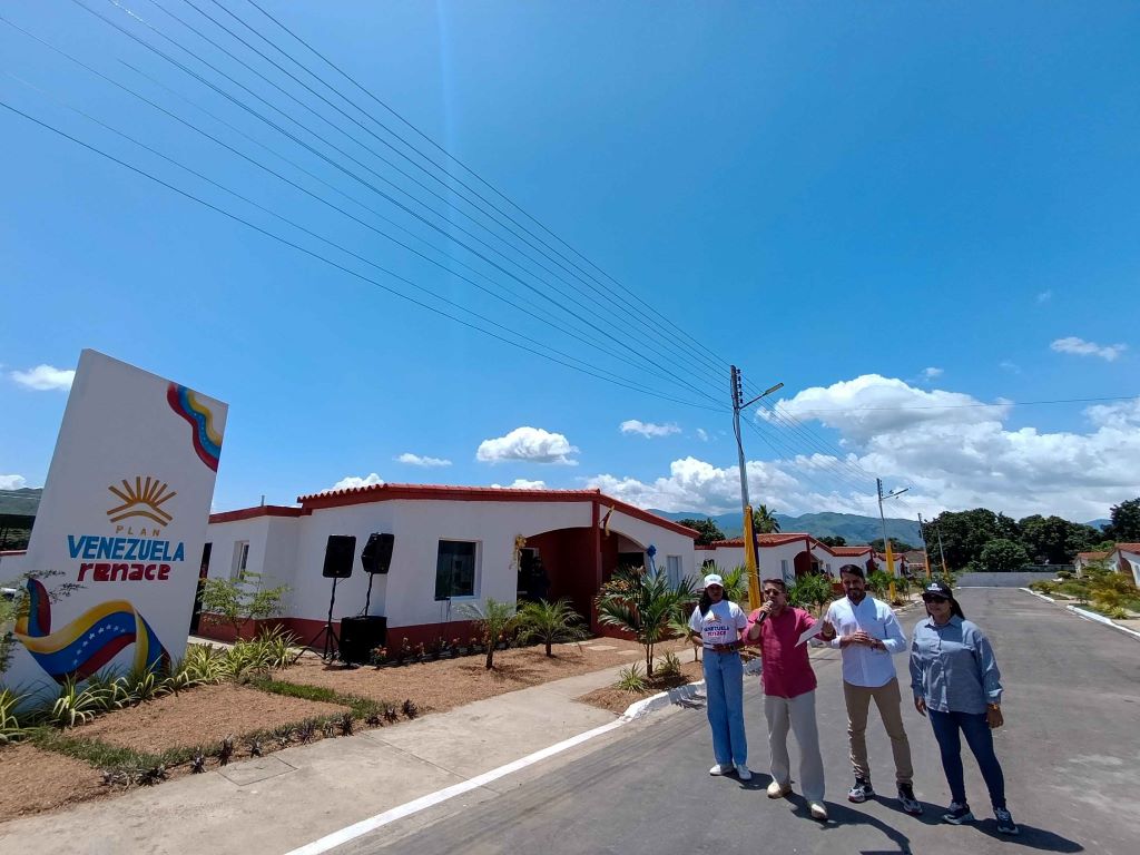 Entregaron viviendas a familias damnificadas de Juan José Mora - Agencia Carabobeña de Noticias