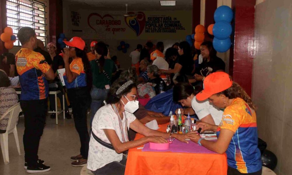 Jornada Abrazo Social a los Abuelos y Abuelas de la Patria - Agencia Carabobeña de Noticias