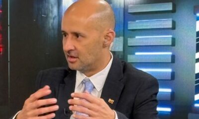 Lawrence Castro diálogo