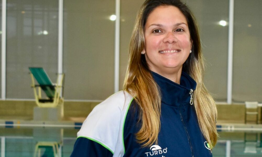 Patricia Camarán sincroniza su vida en una piscina - Agencia Carabobeña de Noticias