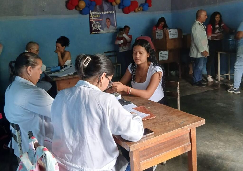 Plan Venezuela Renace atendió sector Palmichal - Agencia Carabobeña de Noticias