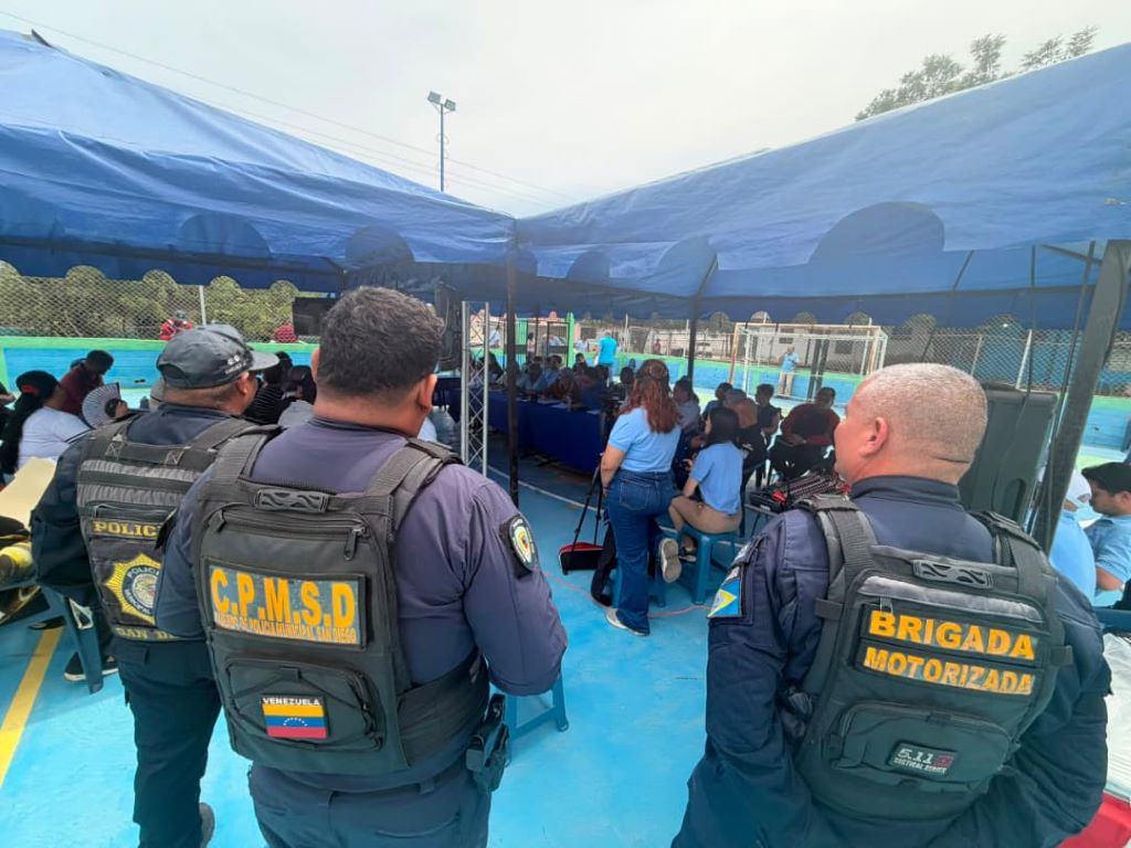 Policía de San Diego acompaña al alcalde León Jurado - Agencia Carabobeña de Noticias