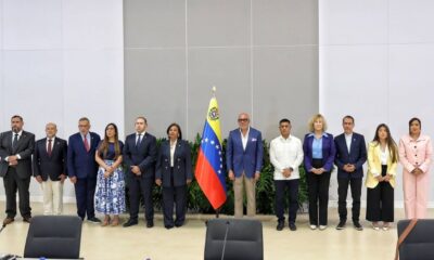 Primeras imágenes de la mesa de diálogo - Agencia Carabobeña de Noticias