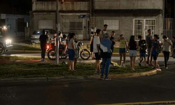 Protestas por cortes eléctricos - Agencia Carabobeña de Noticias