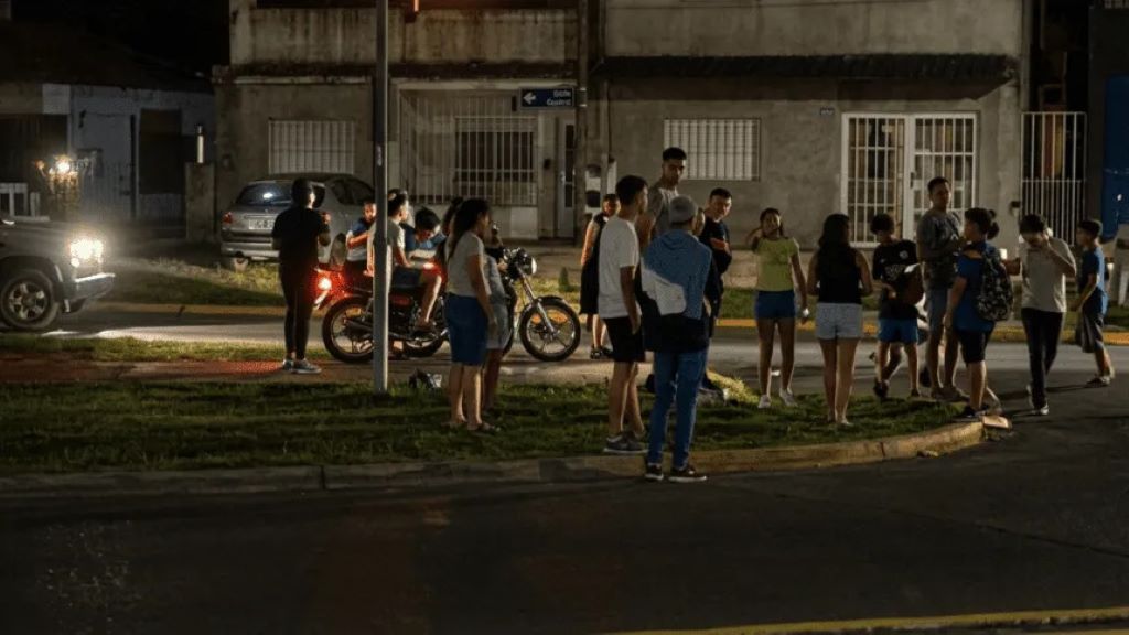 Protestas por cortes eléctricos - Agencia Carabobeña de Noticias