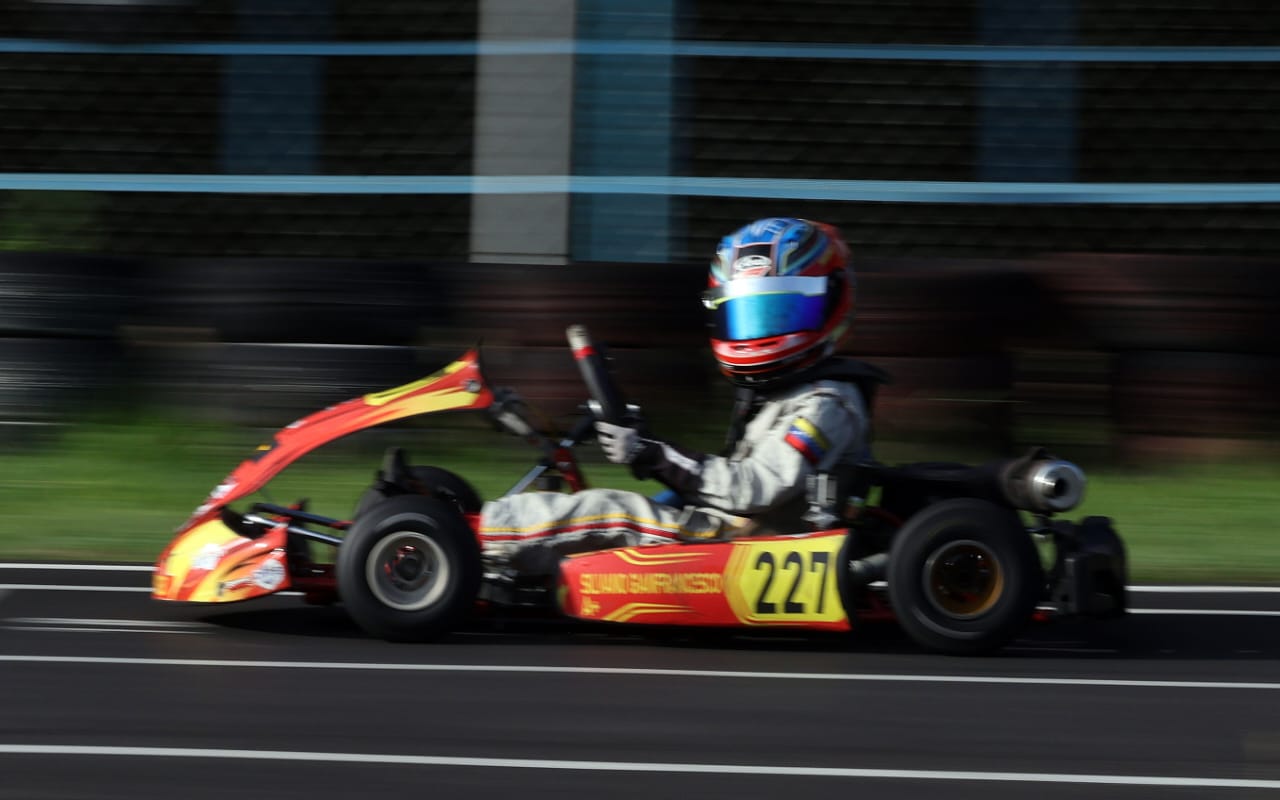 Silvino protagonizará exhibición de karting - Agencia Carabobeña de Noticias