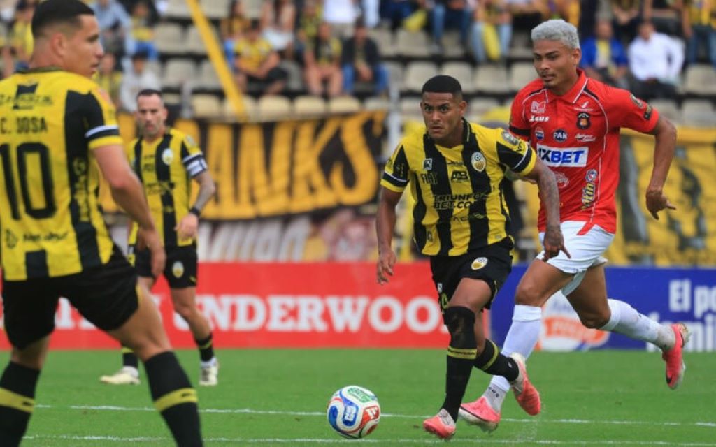 Táchira y Caracas empatan otro clásico - Agencia Carabobeña de Noticias