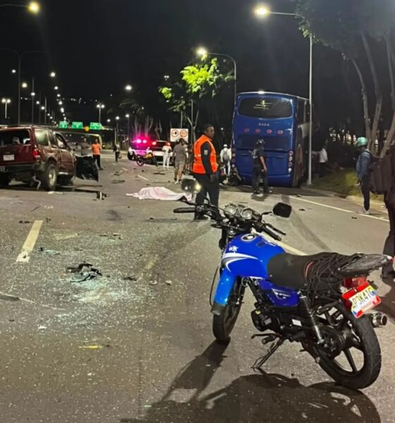 Triple choque en Autopista Valle-Coche - Agencia Carabobeña de Noticias